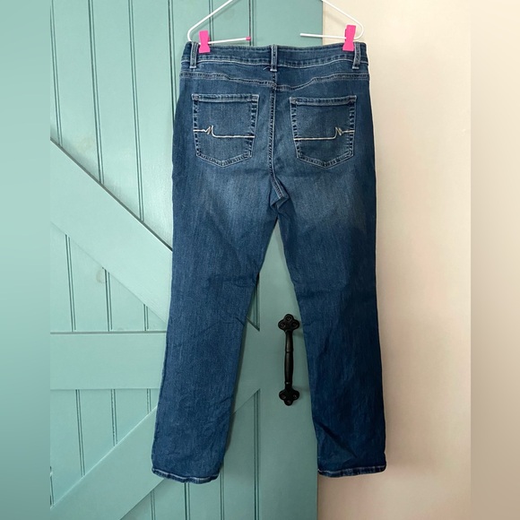 M Jeans by Maurices Mid Rise Size 8 Short - Picture 2 of 5